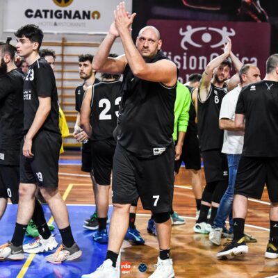 ALESSANDRO AGLIANI SALUTA IL BASKET